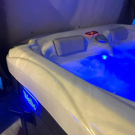 Jasna Wellness Saskia Jacuzzi & Sauna Apartman Deménvölgy